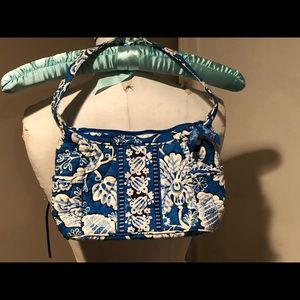 Like new Vera Bradley small shoulder bag